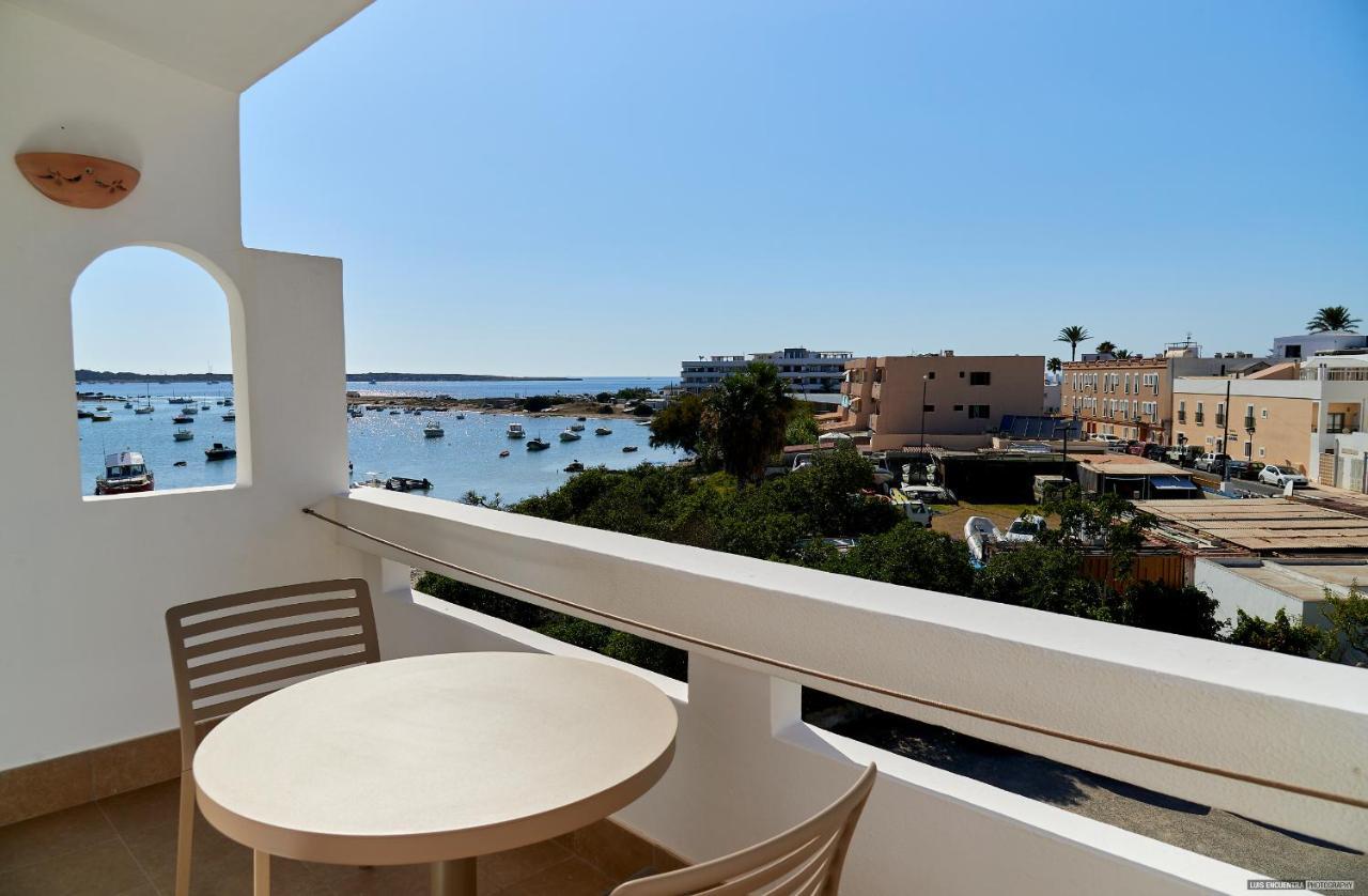 Apartamentos Sabina Playa La Savina  Exterior photo