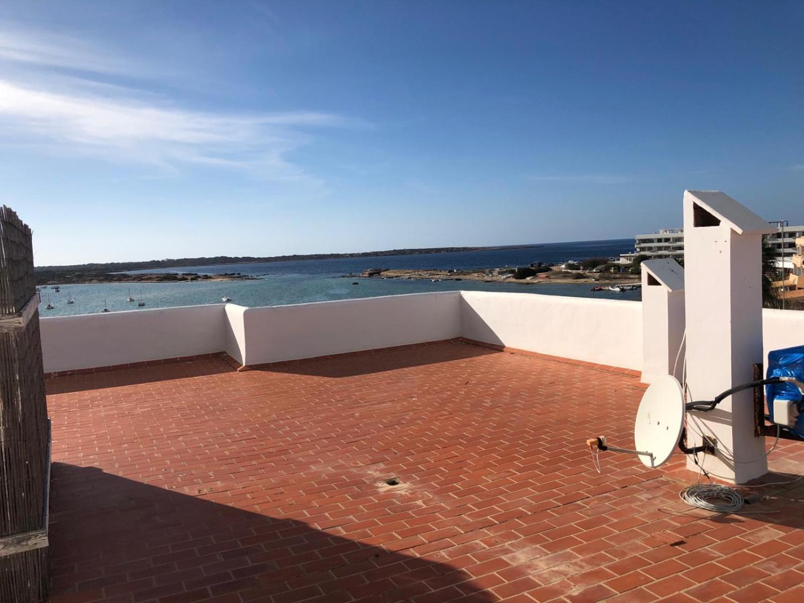 Apartamentos Sabina Playa La Savina  Exterior photo